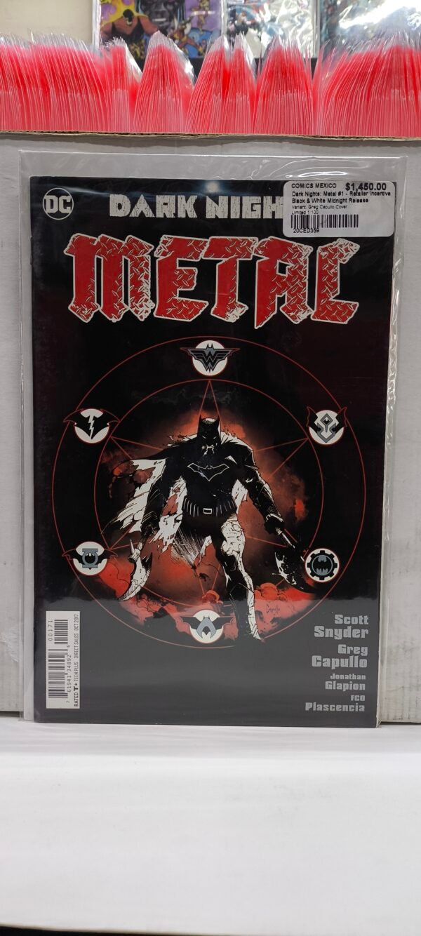 Dark Knight 3: Metal #1 - Retailer Incentive Black & White Midnight Release Variant. Greg Capullo Cover